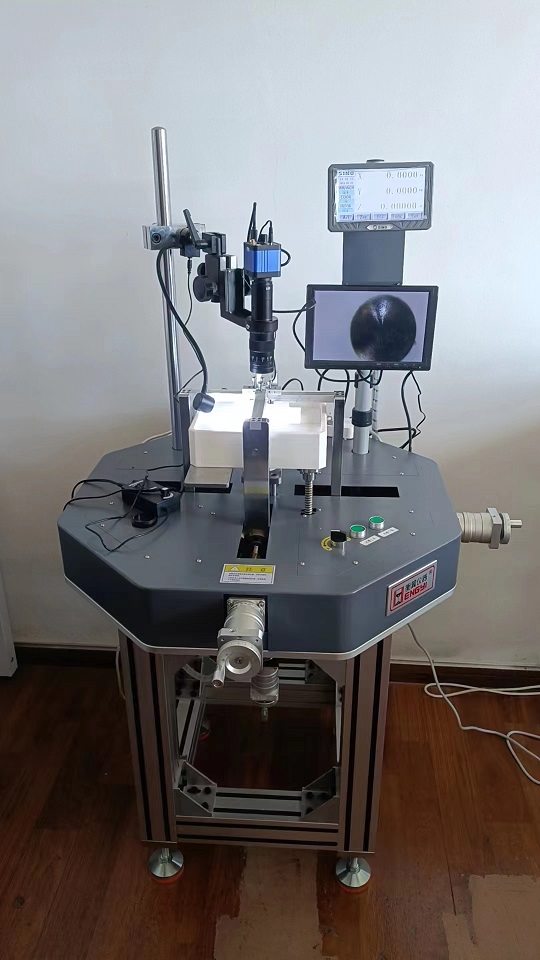 1712025394569343.jpg 引薦衡翼小型薄膜雙向拉伸試驗(yàn)儀不怕對比